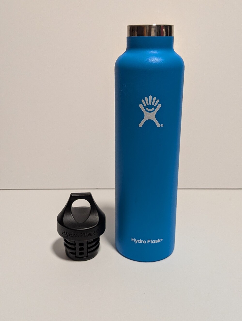 Hydro Flask 24 oz Insulated Water Bottle -Standard Mouth Color Pacific